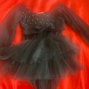 Zing leotard ruffled skirt/pearls black size 8-10